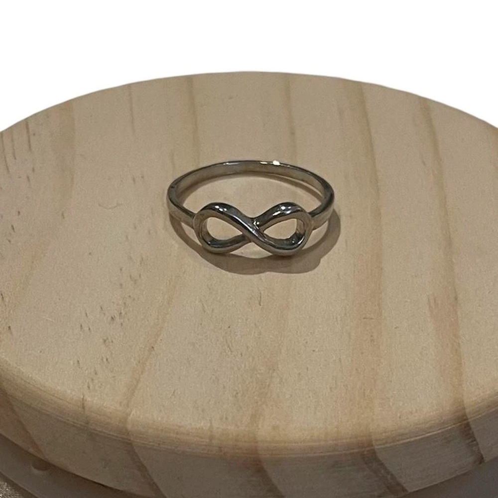 Silver Infinity Ring - Picture 2 of 2